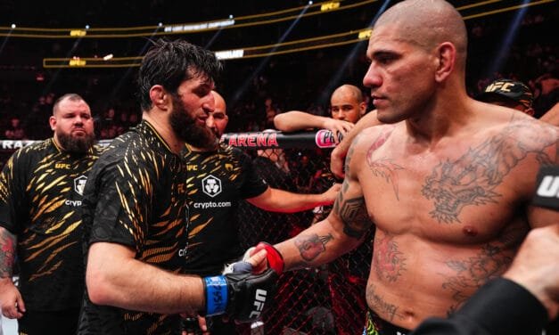 Jon Anik Predicts Alex Pereira’s Title Fight Challenge After UFC 313 Victory Over Dricus du Plessis